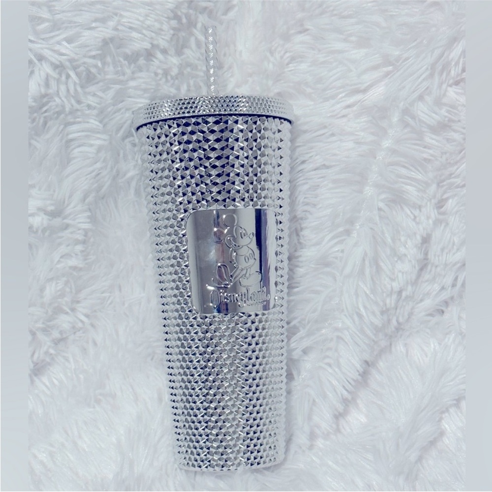 🆕 Starbucks Disneyland 100 year Tumbler - Limited Edition